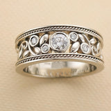 Elegant white gold ring with zirconium