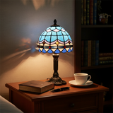 Retro-Tischlampe im Barockstil