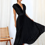 Selina | Sleeveless Dress with Pleats and Zip