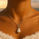 Artemia – Necklace with natural pearl
