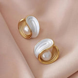 Luxurious Drop Earrings in White Opal and Gold Pearls