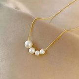 Gold necklace with lovely pearls
