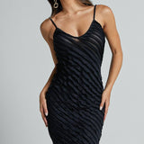 Solvi | Elegant Black Dress