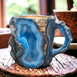 Künstlerische Kristalltasse mit Achat-Effekt