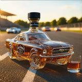 Whisky-Karaffe in Form eines Rennwagens