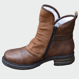 Country leather boots for everyday comfort