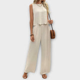 Valéria - Waistcoat with Petals and Trousers