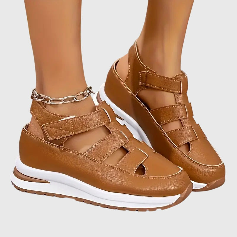Finnie - Versatile Orthopaedic Sandals