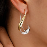 Refined and Timeless Gold Earrings