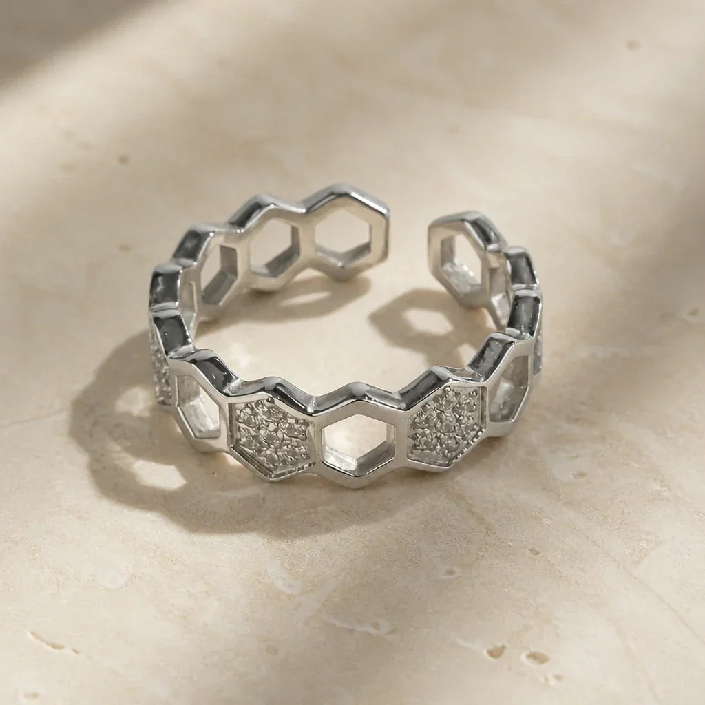 Adjustable Link Chain Ring Verona