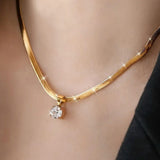 Gold Necklace with Elegant Rhinestone Pendant